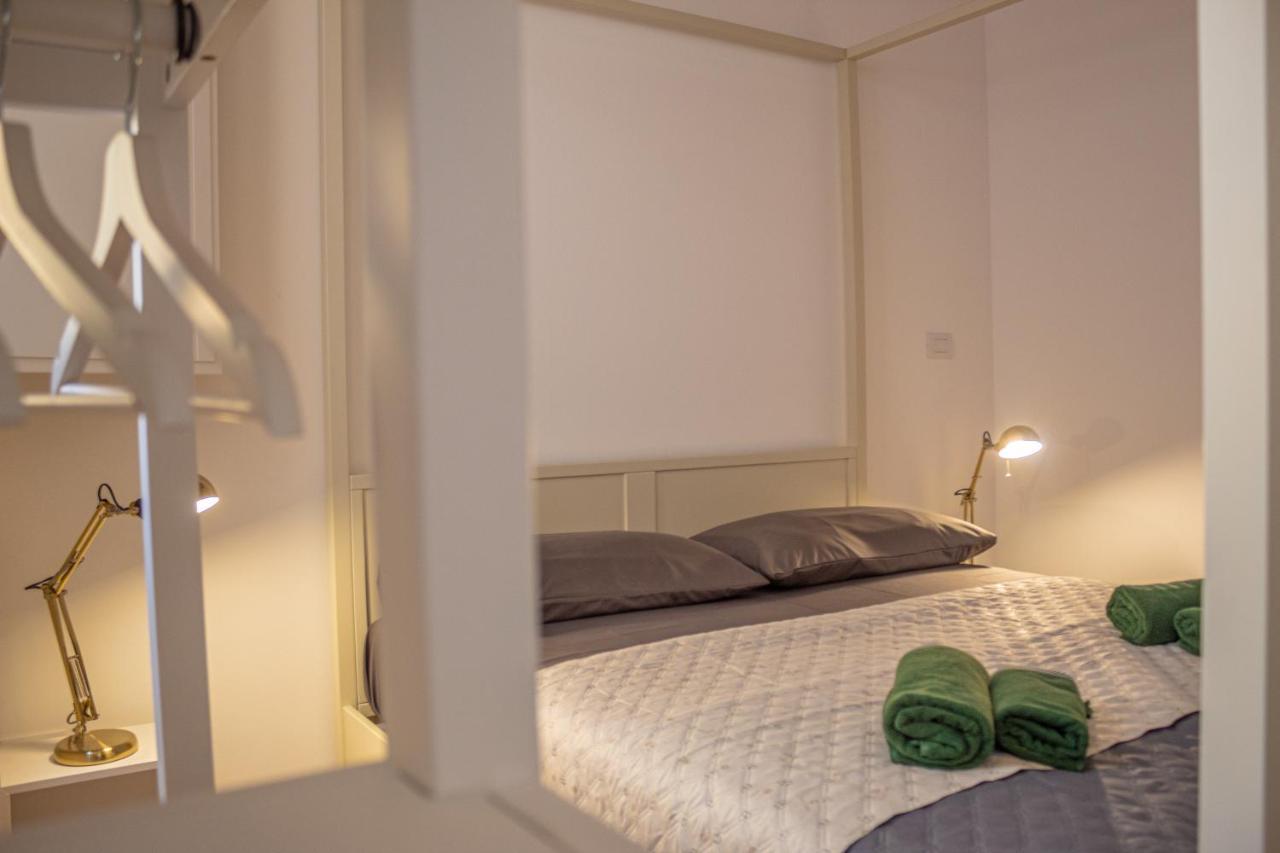 Maison Rouge Ortigia Syrakusa Exteriör bild
